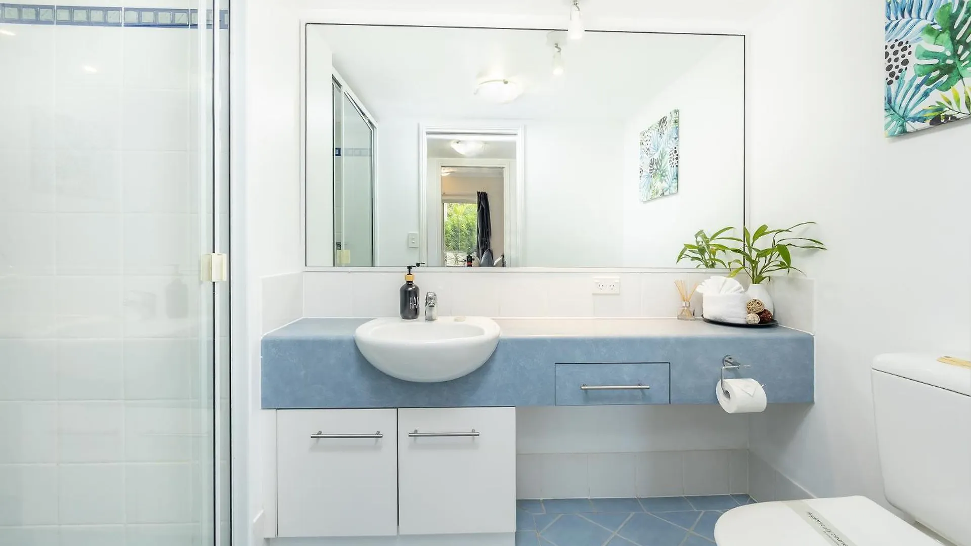 Cairns Esplanade 2Br Waterfront Apartment Sleeps 6 0*,  Avustralya