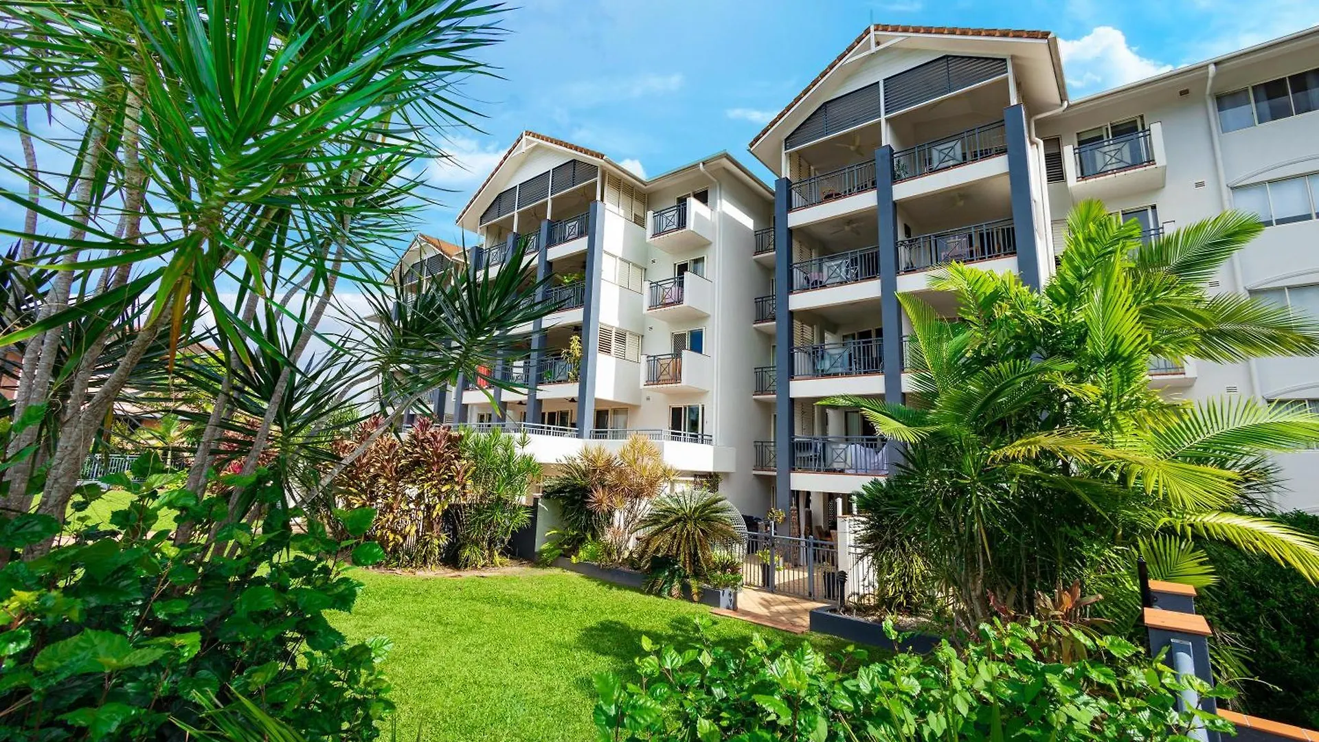 Cairns Esplanade 2Br Waterfront Apartment Sleeps 6 Avustralya